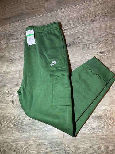 Bnwt nike cargo green - nike,